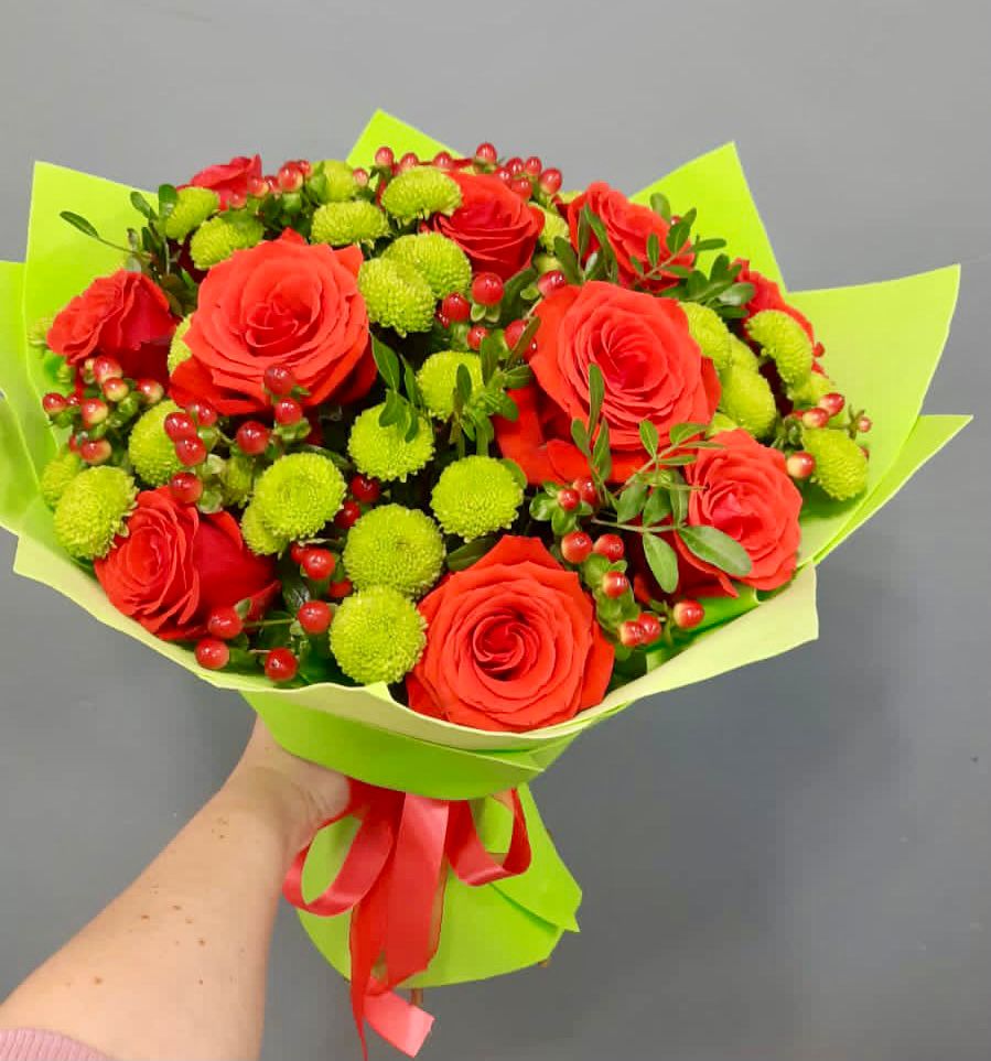 Букет цветов из: Хризантемы и Розы в Русаново