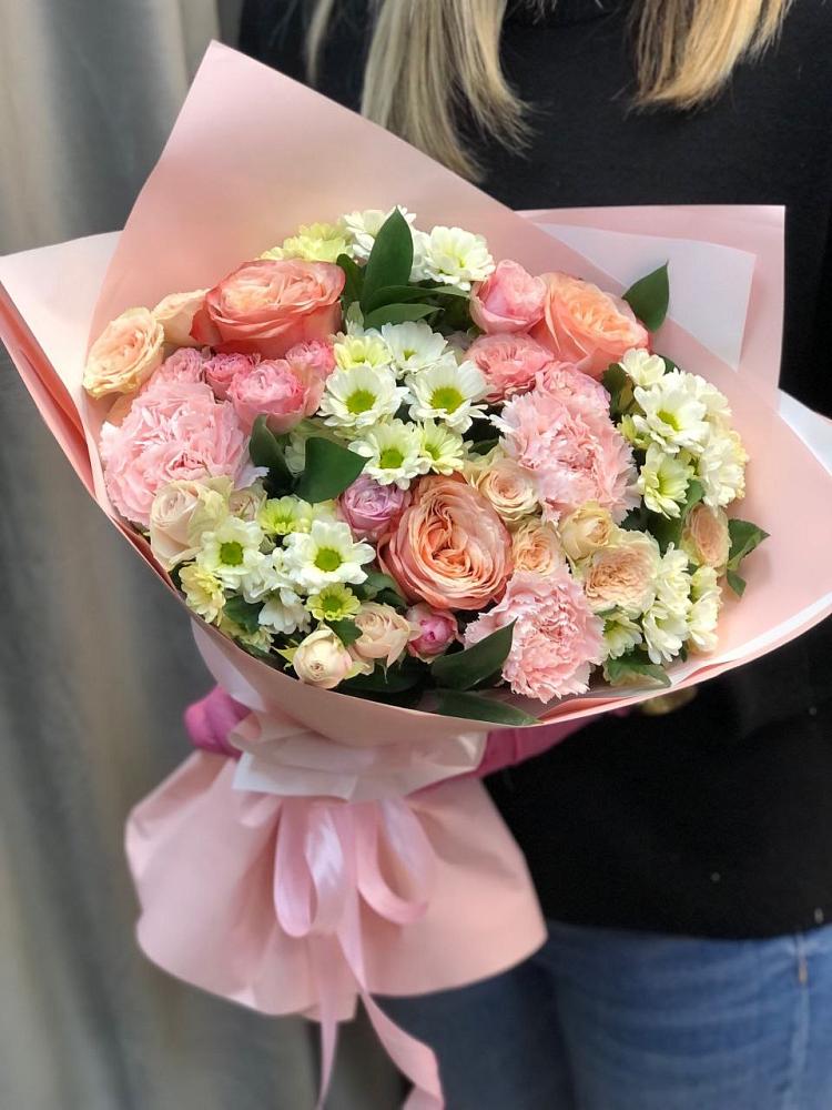 Букет цветов из: Гвоздики, Розы и Хризантемы в Русаново