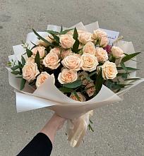 Букет Кремовые розы Латте в Русаново