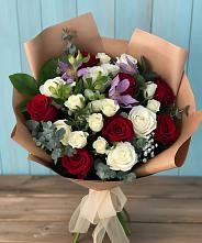 Букет цветов из:  Розы и Альстромерии в Русаново