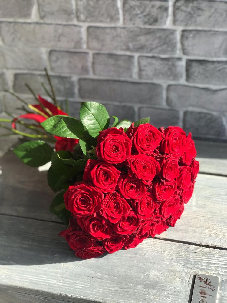 Букет Красные розы Фридом в Русаново