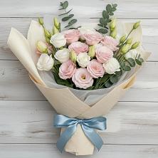 Букет цветов из:  Лизиантусы в Русаново