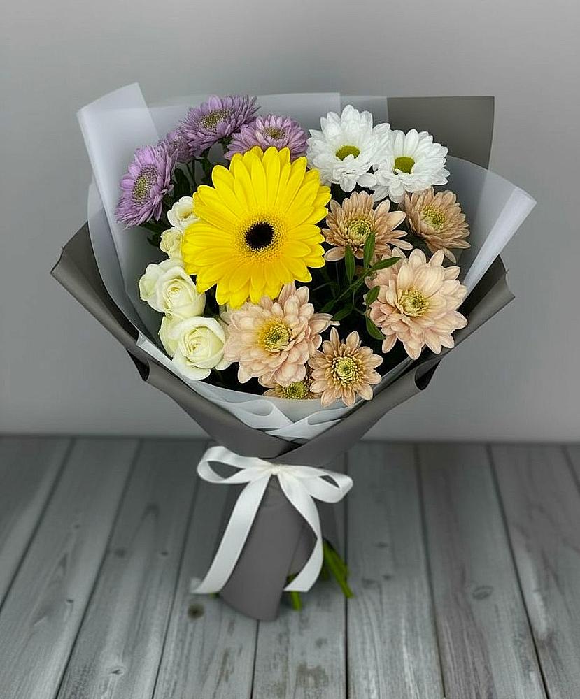 Букет цветов из: Розы, Герберы и Хризантемы в Русаново
