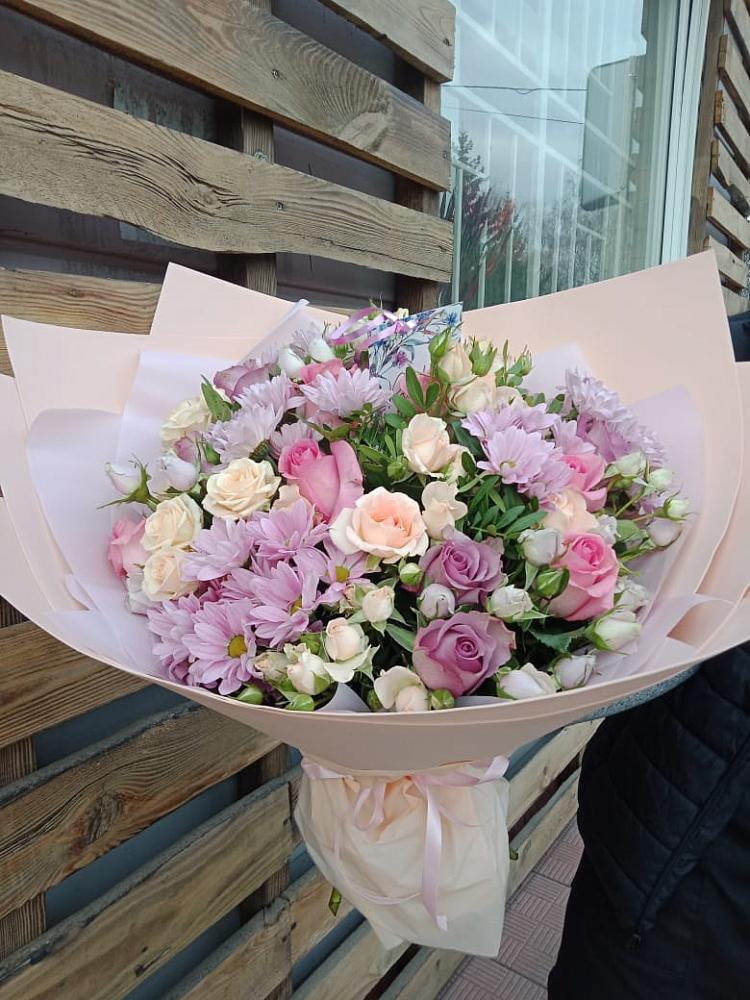 Букет цветов из: Розы и Хризантемы в Русаново