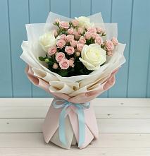 Букет цветов из:  Розы #REPLACE_PRED# Русаново