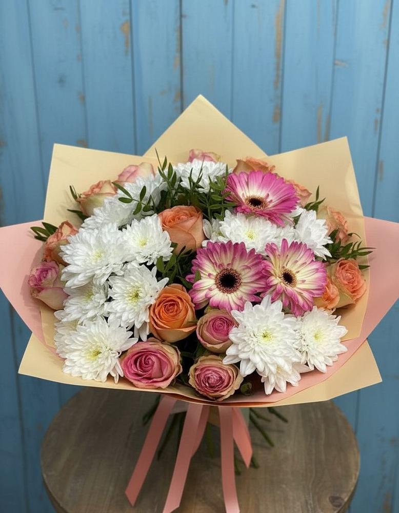 Букет цветов из: Розы, Герберы и Хризантемы в Русаново