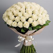 Букет 101 беля роза Белоснежка в Русаново