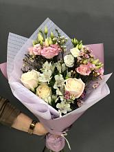 Букет цветов из:  Альстромерии, Розы и Лизиантусы #REPLACE_PRED# Русаново