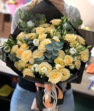 Букет цветов из:  Розы и Лизиантусы #REPLACE_PRED# Русаново
