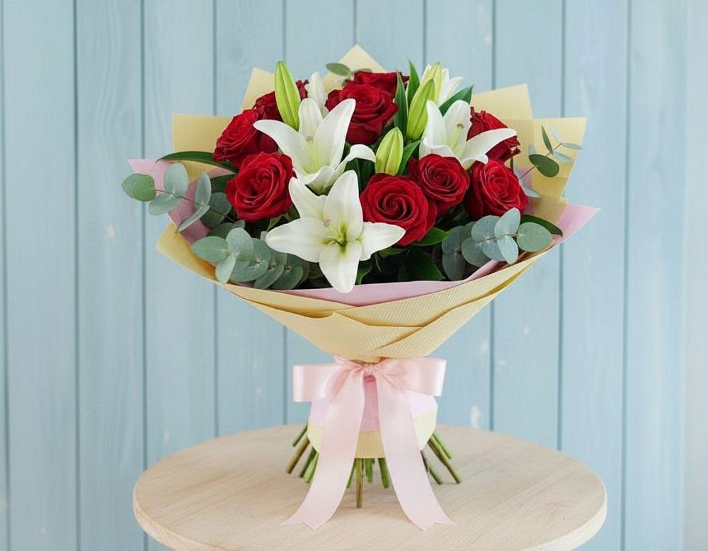 Букет цветов из: Лилии и Розы в Русаново